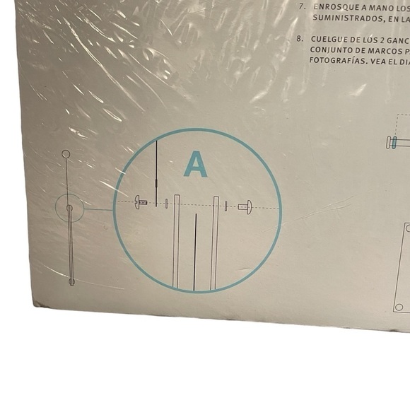 Umbra Trapeze Hanging Photo Display Frame - New in Package - Picture 4 of 5